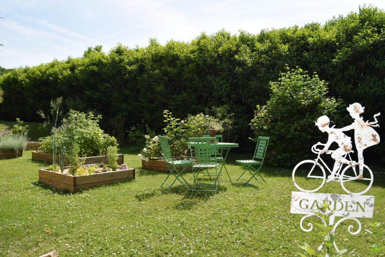Bed and Breakfast La Rocheliere Bresse-sur-Grosne Екстер'єр фото